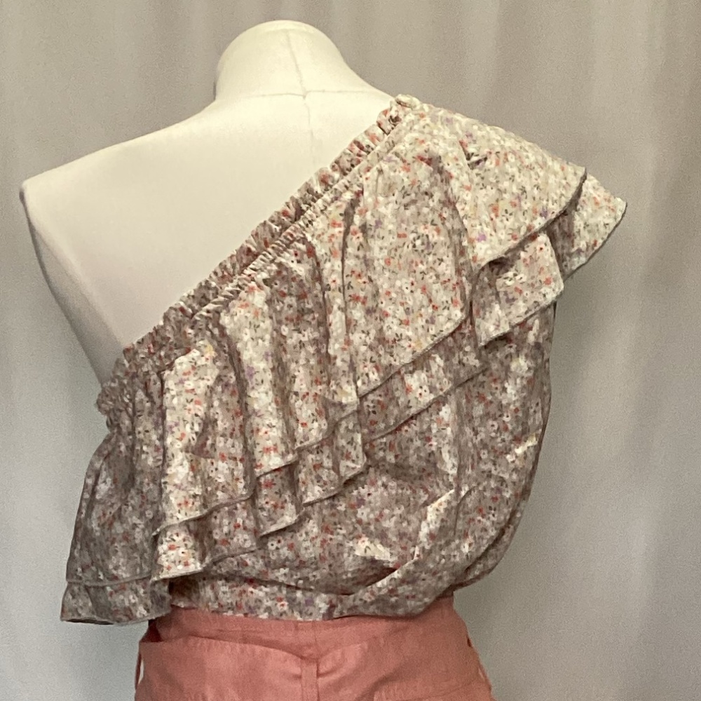 15. One-Shoulder Floral Ruffle Top NWOT Size XL - Picture 5 of 6